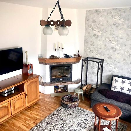 Wind Rose Apartment Kuressaare Buitenkant foto