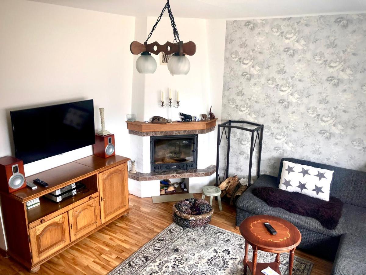 Wind Rose Apartment Kuressaare Buitenkant foto