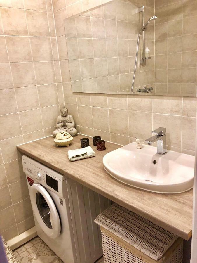 Wind Rose Apartment Kuressaare Buitenkant foto