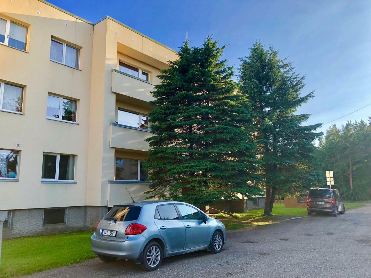 Wind Rose Apartment Kuressaare Buitenkant foto